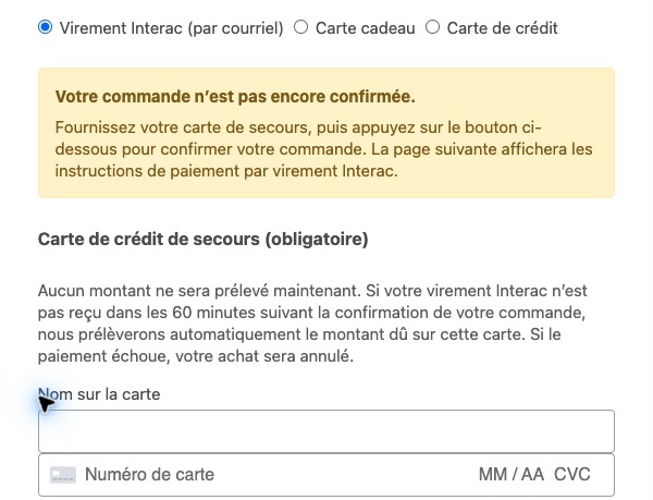 Page de paiement client avec l’avis jaune de confirmation, l’explication du prélèvement automatique et les champs de carte vides