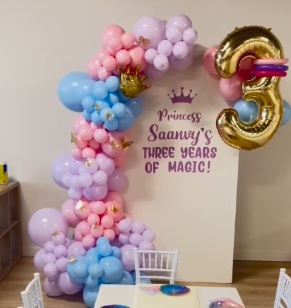 Single Panel Backdrop with Balloon