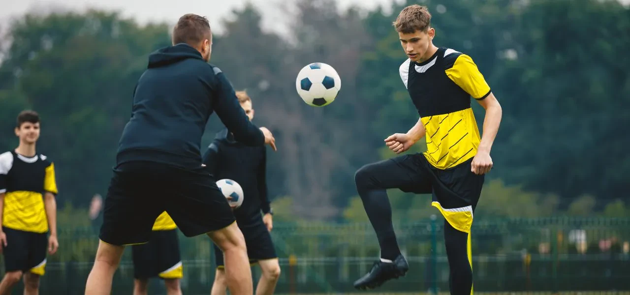 ouvrir-academie-de-soccer-Activity-Messenger-06