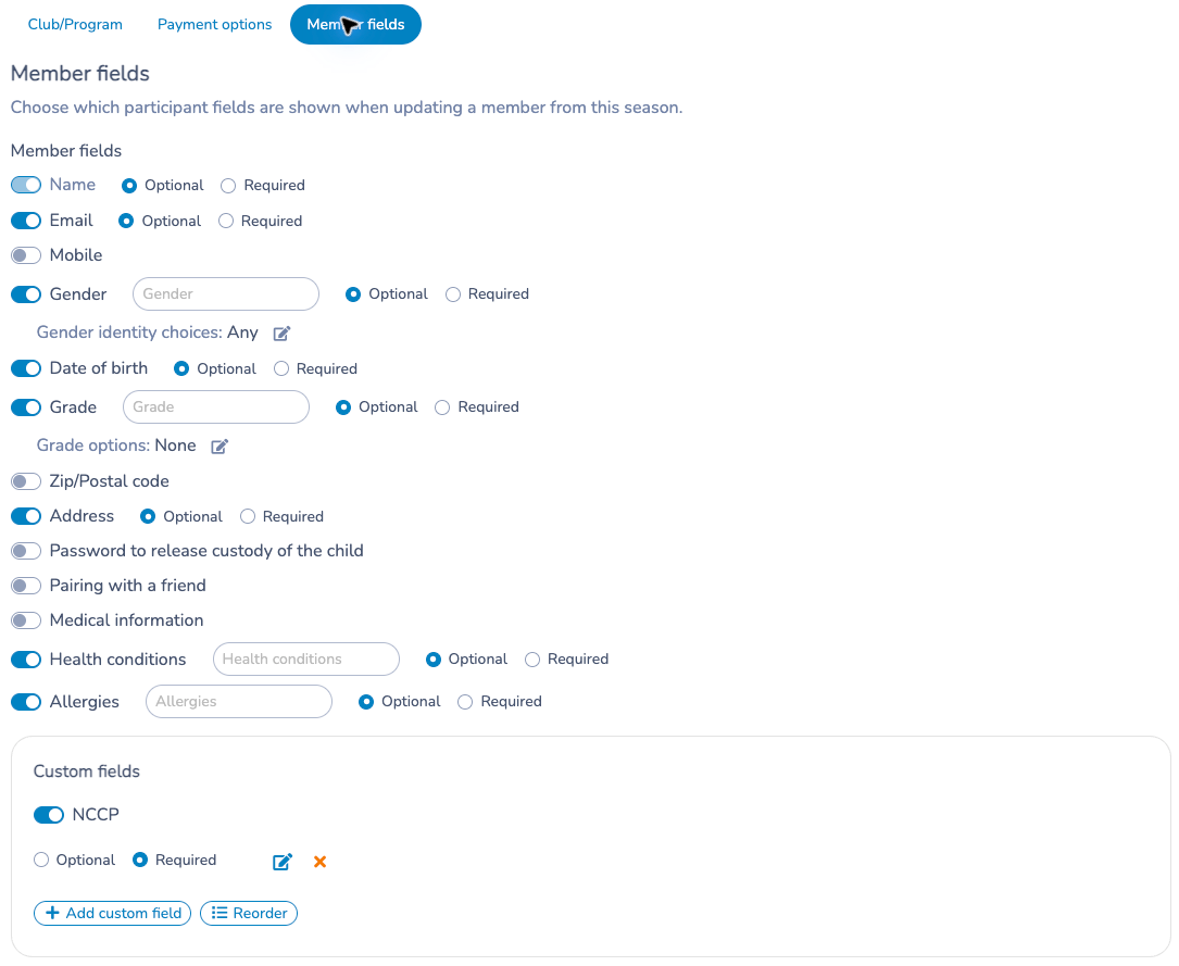 Member profile fields with optional, required and custom-field settings