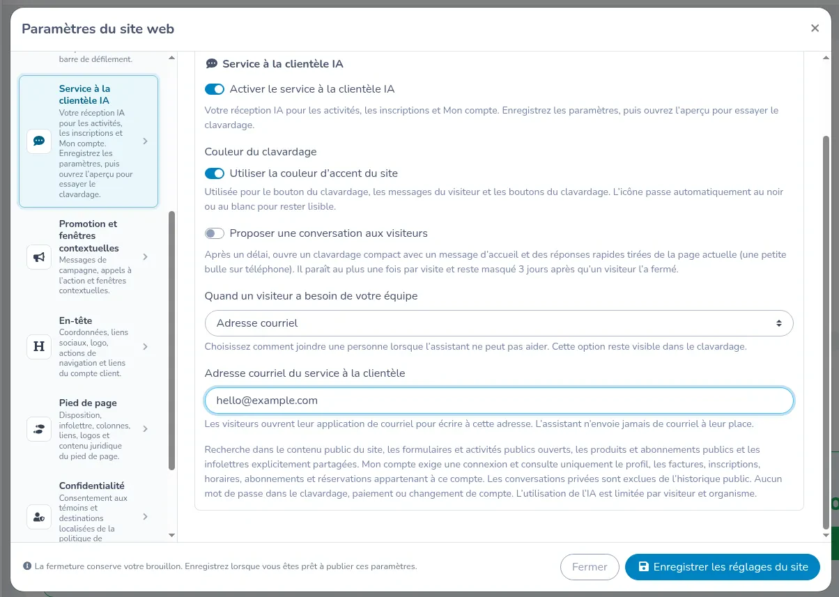 Paramètres du Service à la clientèle IA avec Adresse courriel sélectionnée et la couleur d’accent du site